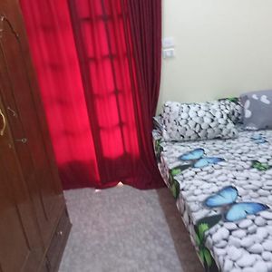 Ikea Flat 5