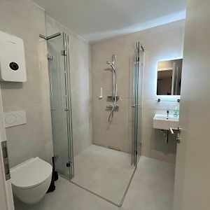 Uitgebreide Kamer met een King Size Bed
